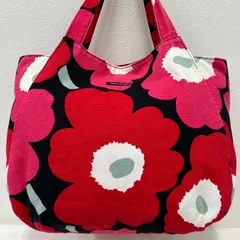 5871　marimekko　マリメッコ ハンドバッグ　トートバッグ　手持ち　手提げ 総柄　花柄　フラワー　ピンク系