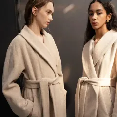 2025年最新】KINDERSALMON ジャケット・アウターの人気アイテム - メルカリ