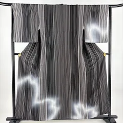 【美品】 付下げ 身丈157cm 裄丈64cm M 袷 縞 ぼかし 黒 正絹 秀品 【中古】