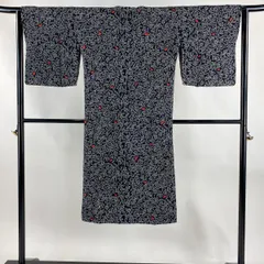 【美品】 道行 身丈124.5cm 裄丈63cm S 和装コート 角衿 草花 絞り 黒 正絹 秀品 【中古】