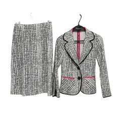 美品！レジィーナロマンティコ　スカートスーツ　チェック　黒白　36 ストレッチ 2025年最新】レジィーナロマンティコ スーツの人気アイテム - メルカリ