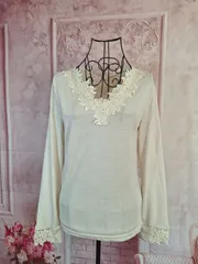 axes femme　アクシーズファム　レース付き カットソー 重ね着 キラキラ ロンT Japanese pop culture kawaii fashionJapan Kawaii culture