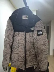 THE NORTH FACE ホワイトラベル ヌプシダウンジャケット