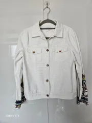 ZARA ガールズ 白 デニム ジャケット 152/144 刺繍POINT 44サイズ レディース 可能