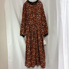 新品 未使用 タグ付き レディース ロング丈 長袖 ワンピース M 〜 L ブラウン ブラック ホワイト グリーン ドロスト 変形ドット 細見え おしゃれ カジュアル 可愛い