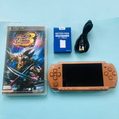 TK060[곧 놀 수 있는 세트]SONY PSP 2000 팩 매트 브론즈 몬스터 헌터 3rd 세트 본체 소프트 미사용 배터리 USB 케이블 정리 소니 플레이 스테이션 휴대용 PS 몬한 몬스터 헌터