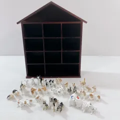 Bone China 飾り棚 セット ミニチュア 犬 アンティーク インテリア 雑貨 置物