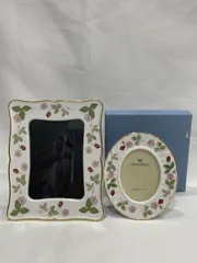 WEDGWOOD　ウェッジウッド　ワイルドストロベリー ピクチャーフレーム フォトフレーム2点セットのサムネイル