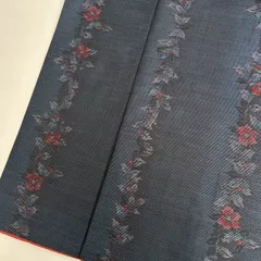 本場大島紬 泥藍染 横双 縞に花柄 裄65.5 素敵な絣柄 正絹 着物 MK-1107