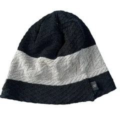 B061 08 ニット 帽子 ボーダー ブラック ホワイト