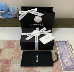 CHANEL Identification ブックレット一式（非売品） CHANEL カタログ ブックレット 非売品 - メルカリ