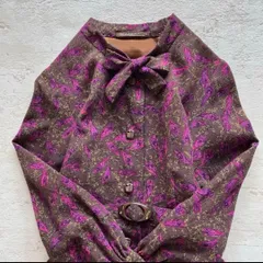 昭和レトロ ヴィンテージ 長袖 ワンピース ボウタイ付き 総柄 ベルト付き T1