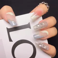 新品 ネイルチップ 10枚入 職人仕上げ 和風ミニマルデザイン 上品シンプル 格子柄 ダイヤモンド グラデーション バタフライ 大理石柄 レオパード柄 ミディアム・ロングサイズ 手作りサロン級 フォトウェディング 結婚式 成人式 オフィスネイル 卒業写真 デー