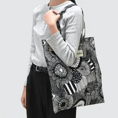 マリメッコ marimekko トートバッグ シイルトラプータルハ ホワイト ブラック ファブリック レディース 北欧雑貨 北欧デザイン ネコポス