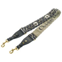 Item thumbnail for item 9657d369-973c-4ff6-8aba-1bdeb7163a88