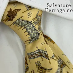 《美品》Salvatore Ferragamo (サルヴァトーレ・フェラガモ) シルクネクタイ イタリア製 総柄 動物柄 虎 ラクダ 猿 象 植物 イエロー グレー ブラウン