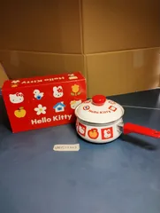 最終値下げ ハローキティ ベジタブルシリーズ ホーロー鍋 赤 2008年 非売品 最終値下げ ハローキティ ベジタブルシリーズ ホーロー鍋 赤 2008年