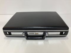 Item thumbnail for item fd3c3072-20e6-44e5-a0b0-ed3535a2bc06