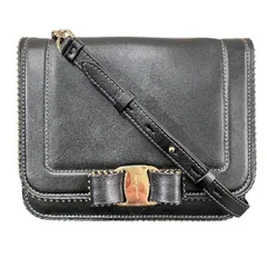 フェラガモ　ヴァラリボン　FZ-21　チェーンショルダー　バッグ　ショルダーバッグ　レディース