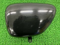 W650 サイドカバー 左 カワサキ 純正 中古 バイク 部品 EJ650A W400 W800にも カスタム素材に コケキズ無し ヘコミ無し kD