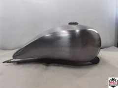 ドラッグスター1100 純正タンク ☆美品☆ドラッグスター1100 純正ガソリンタンク