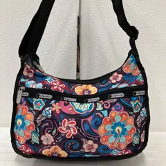 6188　LeSportsac レスポートサック　クラシックホーボー　ナイロン　ショルダーバッグ　肩がけ　斜めがけ　クロスボディ　総柄　黒　紫　花　フラワー