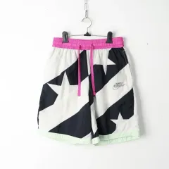 33/ナイキ ハーフパンツ