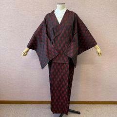 着物リメイク 訪問着紬地手描き 舞蝶文 黒地金彩正絹から作務衣 股下 着物リメイク 訪問着紬地手描き 舞蝶文 黒地金彩正絹から作務衣 股下