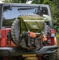 【送料無料】汎用トラッシュバッグ スペアタイヤバッグ ゴミ袋用 リュックタイプ 車載 キャンプ JEEP・ジムニー・ランクル・プラド対応 防水カーキ色ZX02おすすめ注目