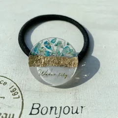 ︎✿  レジン  ドライフラワー   花びら の ヘアゴム（blue） ︎✿