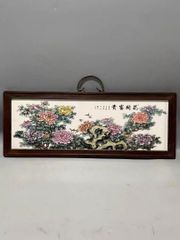 墨の濃淡を使って描かれた牡丹の花の水墨画の額装品です。 - メルカリ