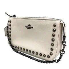 コーチ チェーン ミニ スタッズ ハンドバッグ ポーチ ホワイト【AFE10】