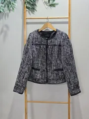 ツイードジャケット