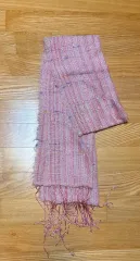 ピンク色マフラー