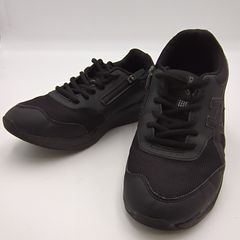 Item thumbnail for item 99786779-5a77-49b7-be56-f6b89459f208