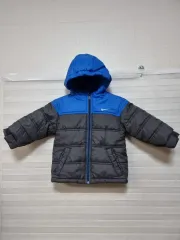 ナイキ キッズ ダウン アウター /2T