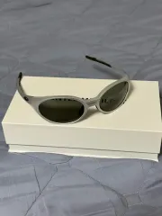 オークリー アイジャケットst シルバー サングラス