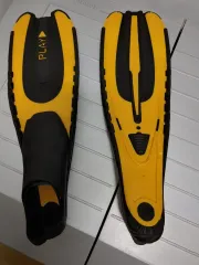 足ひれ (オス) サイズ 6 ー 7 40 41 ）