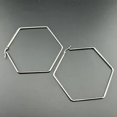 【新品】【ネコポス】アクセサリー ピアス シルバー カラー 六角形 大きめ シンプル フープ◆