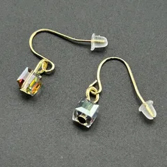 【新品】【ネコポス】アクセサリー ピアス ゴールド カラー フック 揺れる シンプル◆