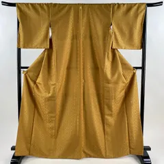 【美品】 色無地 身丈167cm 裄丈68cm L 袷 落款 地紋 黄土色 正絹 秀品 一つ紋 【中古】