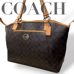 ☆★COACH コーチ★トートバッグ　シグネチャー　PVC　肩掛け　チャーム　ロゴ　A4サイズ収納可能　大容量　旅行　出張　マザーズバッグ★　♯2048