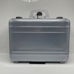 ゼロハリバートン　クリアハンドル　アタッシュケース BN5513○ ZERO HALLIBURTON ゼロハリバートン アタッシュケース クリア