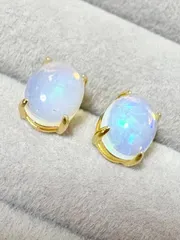 エチオピア産オパールAAA 10×8mm オーバルカット ピアス（Silver925・18KGP）