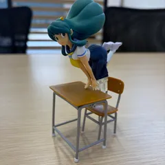 2008年製　うる星やつら　ラムちゃん制服ジオラマフィギュア　机・椅子付属