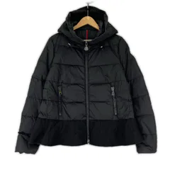 2026年最新】nesea monclerの人気アイテム - メルカリ