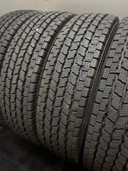 225/80R17.5 M646 新品2022年ミックス スポンジボブ様専用 ① - メルカリ