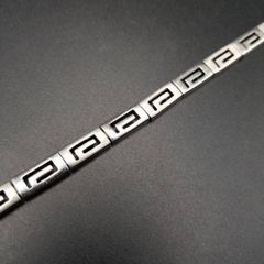 ダンヒル　シルバー 幾何学模様 ブレスレット ダンヒル シルバー 幾何学模様 ブレスレット - メルカリ