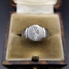 2025年最新】シグネットリング 英国の人気アイテム - メルカリ