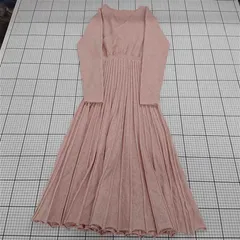 ◇ ⊇ セゾン・ド・パピヨン SAISON DE PAPILLON プリーツニットワンピース ピンク系 M レディース E  【1510230012425】